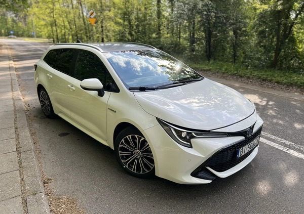 Toyota Corolla cena 90000 przebieg: 25600, rok produkcji 2021 z Białystok małe 781